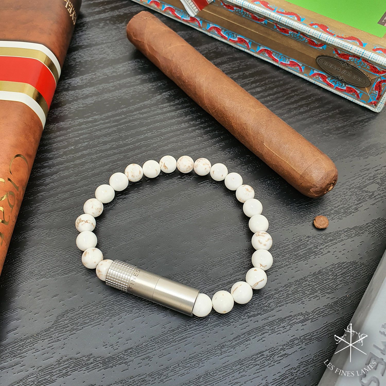 Les Fines Lames Punch Bracelet Solo Magnesite (8mm) – Bild 3