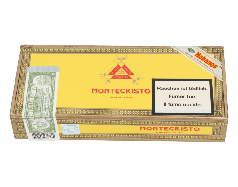 Montecristo Media Corona - November 2019