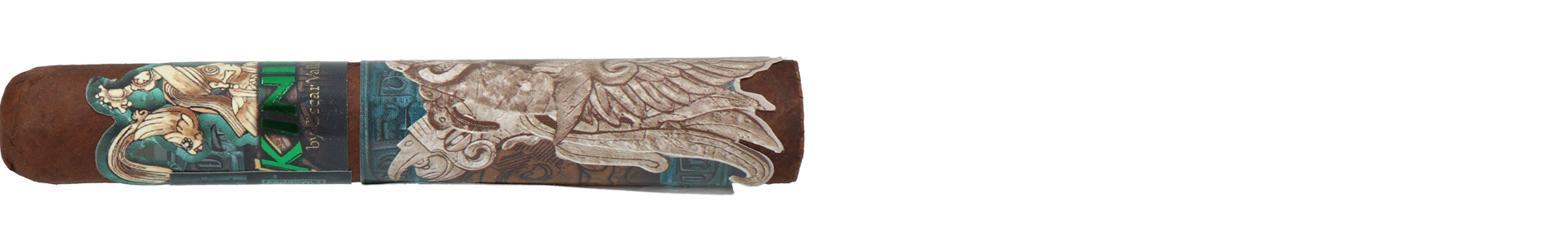 Die Oscar Valladares Kinich Robusto ist eine Hommage an K'inich Yax K'uk' Mo', den ersten König der Maya-Stadt Copán. Mit dieser exklusiv für den europäischen Markt entwickelten Serie verbindet Oscar Valladares die Geschichte und Kultur seiner honduranischen Heimat mit moderner Zigarrenkunst.